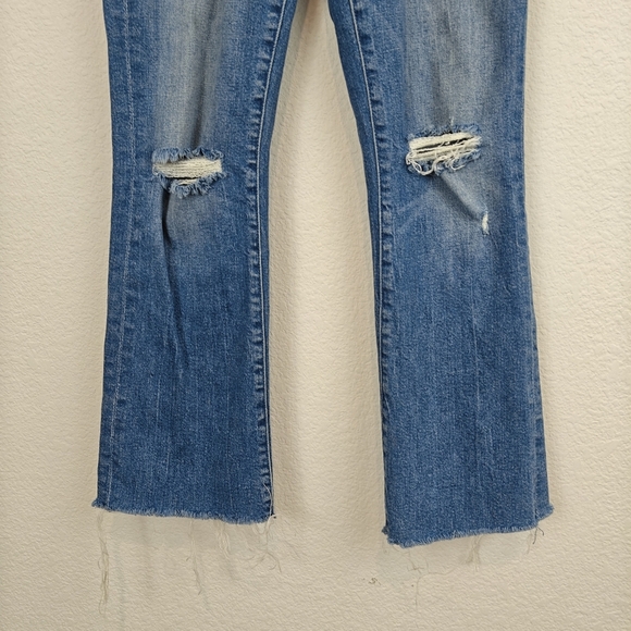 MOTHER The Hustler Flared Leg Distressed Ankle Jeans in Understudy Size 25 - Picture 6 of 14